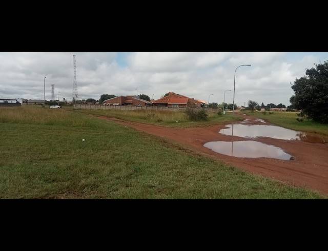 2,439M² VACANT LAND FOR SALE IN RIVERSDALE